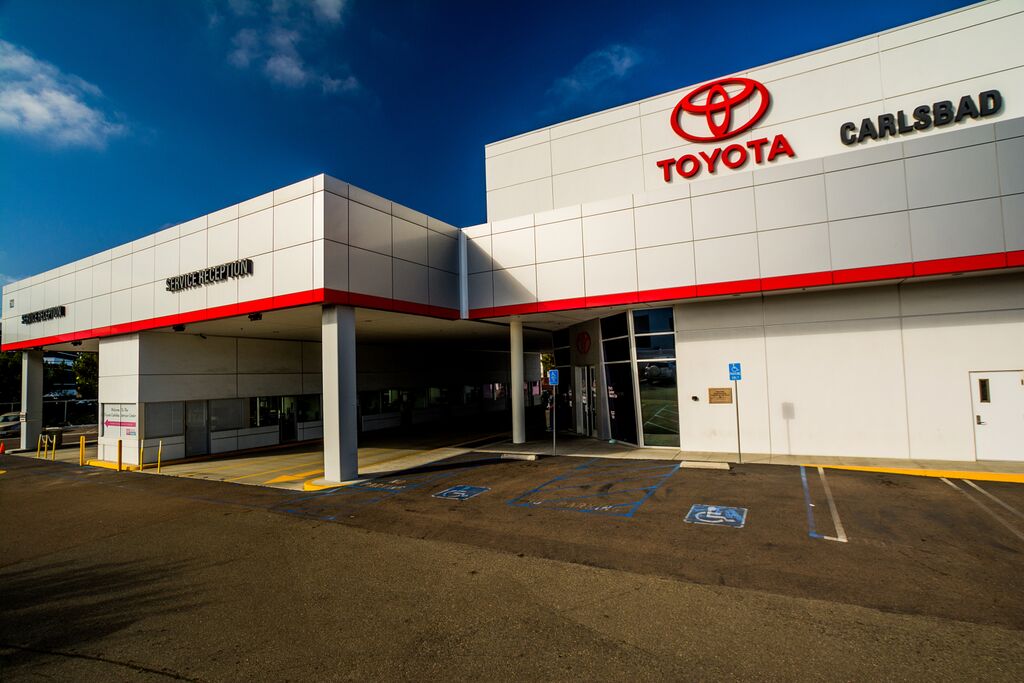 Toyota Dealer Serving Vista Toyota Carlsbad Near Vista