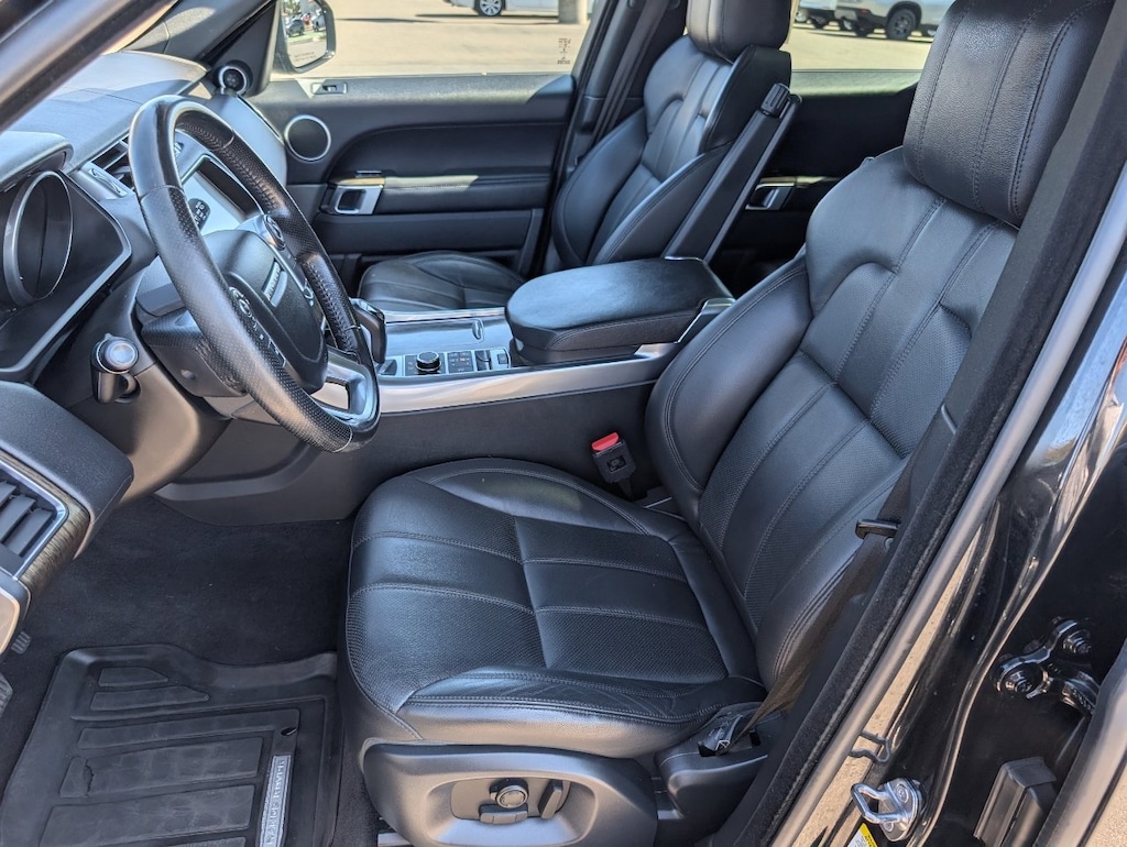 Used 2017 Land Rover Range Rover Sport 3.0L V6 Supercharged SE SUV