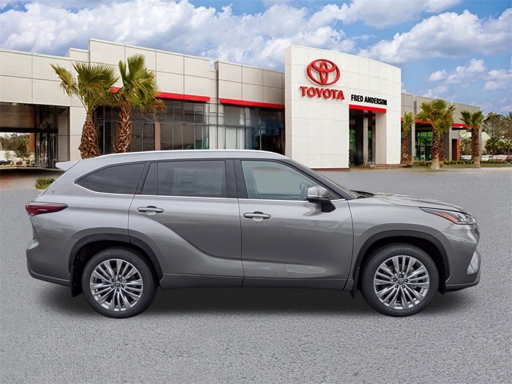 New 2026 Toyota Highlander Platinum SUV