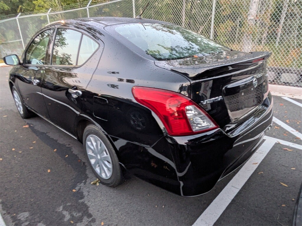 2018 Nissan Versa 1.6 SV photo 4