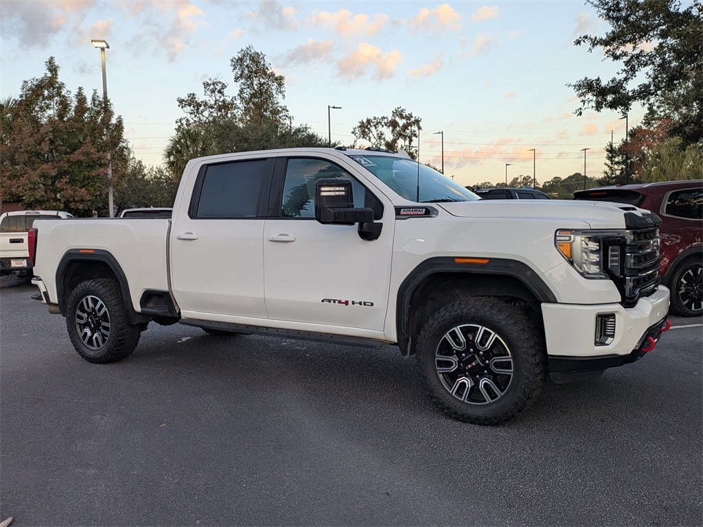 2022 GMC Sierra 2500HD AT4's photo