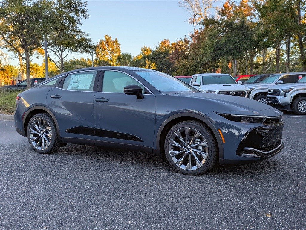 2026 Toyota Crown Limited photo 2