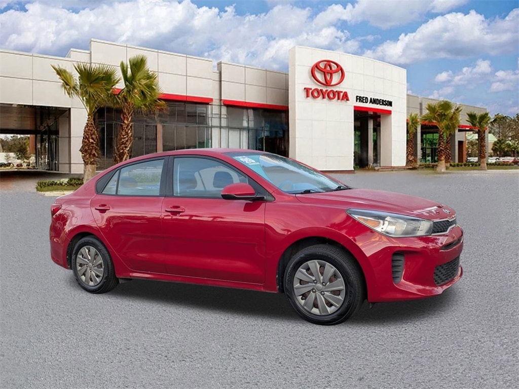 2020 Kia RIO S's photo