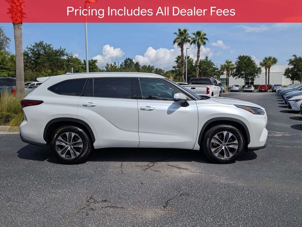 Used 2022 Toyota Highlander XLE SUV