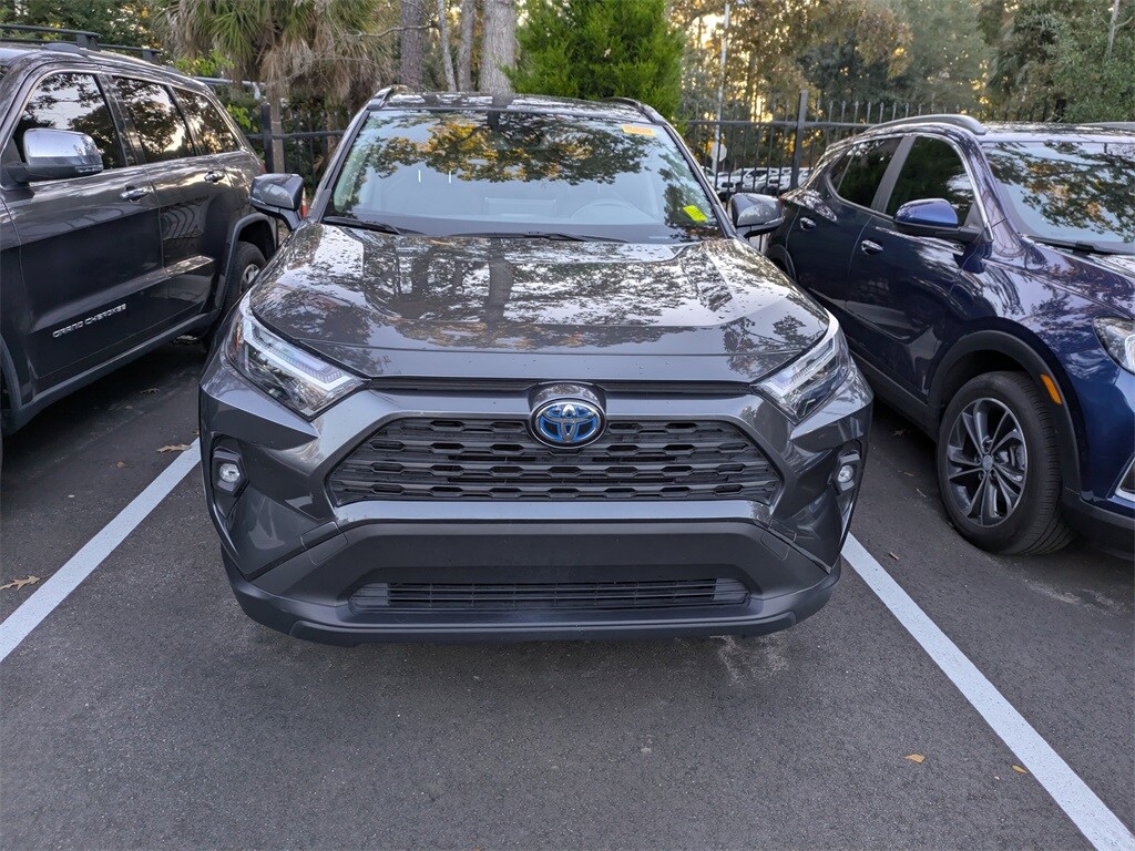2023 Toyota RAV4 Hybrid XLE Premium photo 2