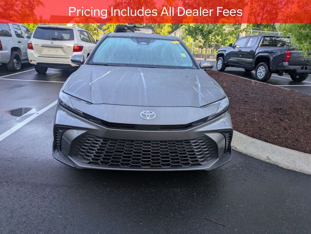 Used 2025 Toyota Camry SE Sedan