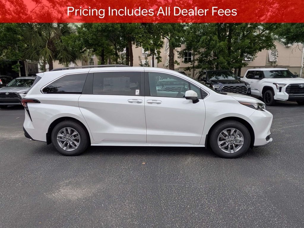 New 2026 Toyota Sienna XLE Van Passenger Van