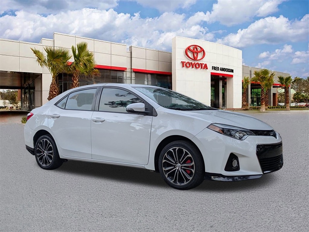 2015 Toyota Corolla S Plus
