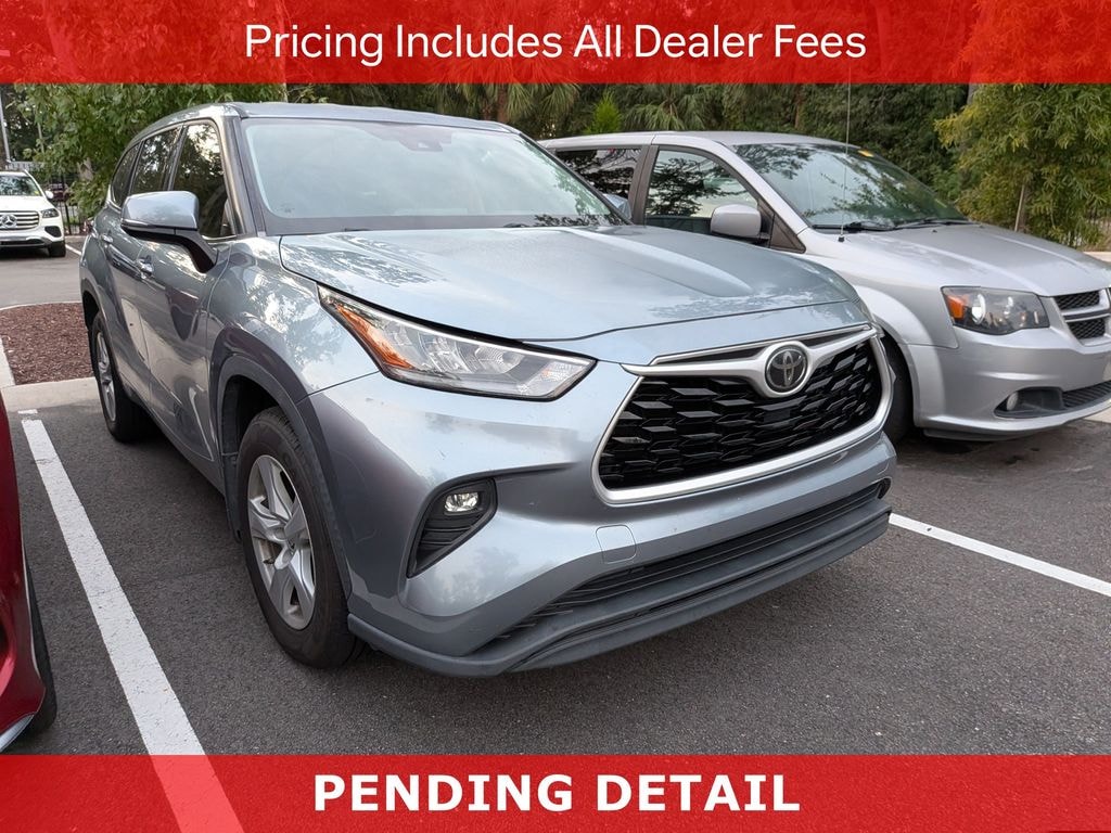 Used 2020 Toyota Highlander LE SUV