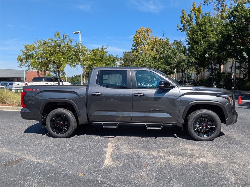 New 2026 Toyota Tundra i-FORCE MAX Limited i-FORCE MAX Truck CrewMax