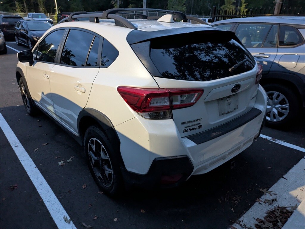2019 Subaru Crosstrek 2.0i Premium photo 3