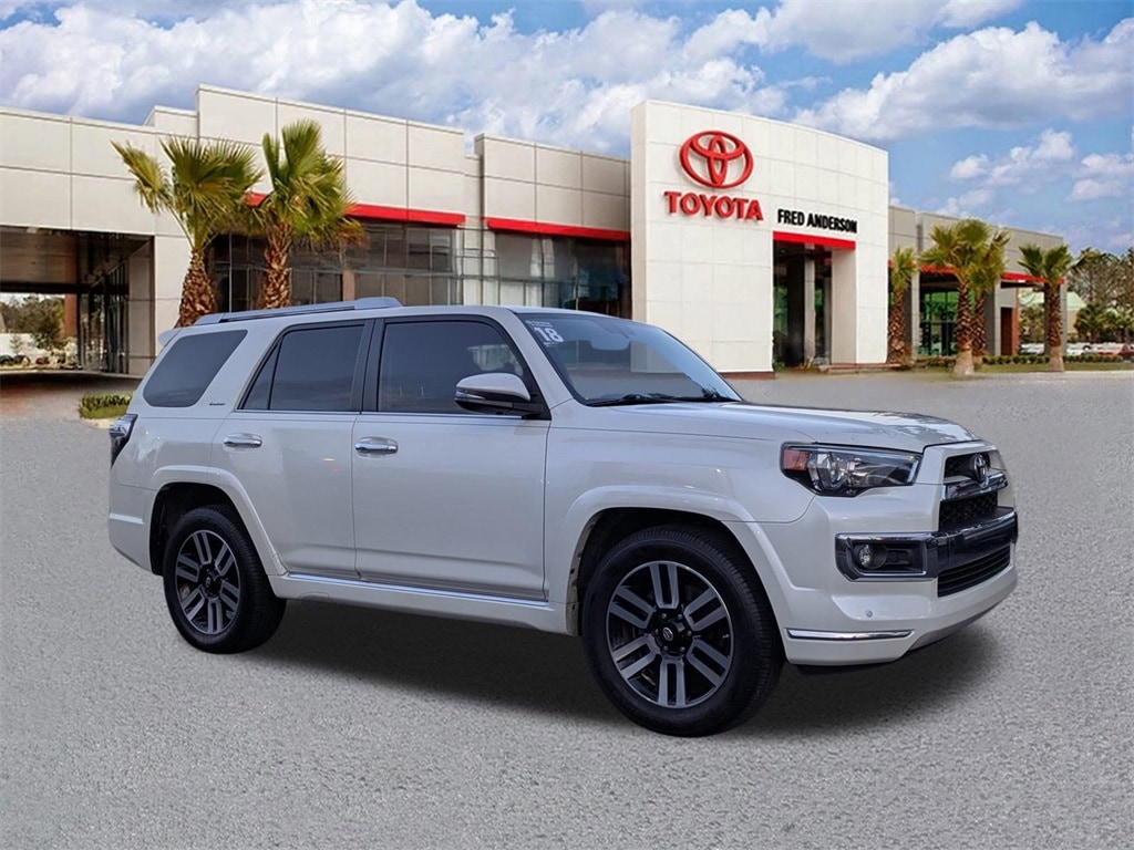 2018 Toyota 4Runner Limited's photo