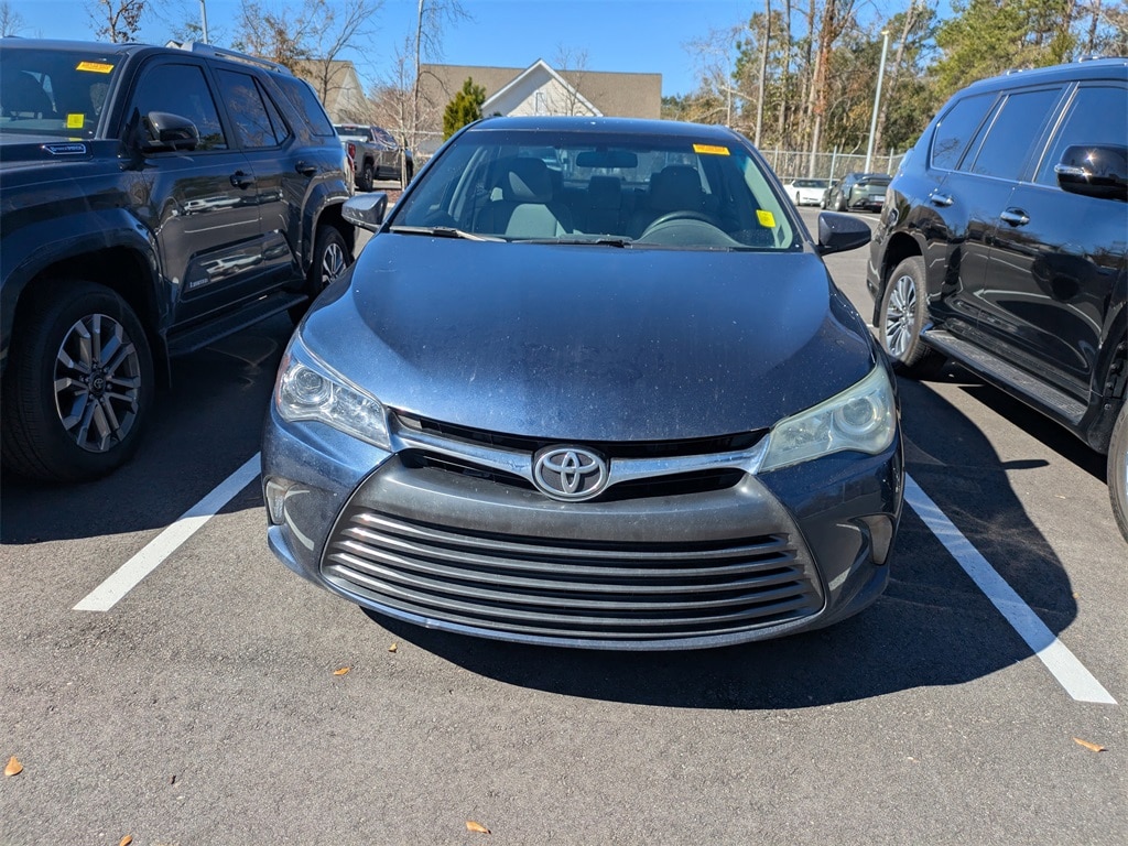 Used 2017 Toyota Camry LE Sedan