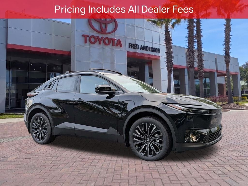New 2026 Toyota C-HR XSE SUV