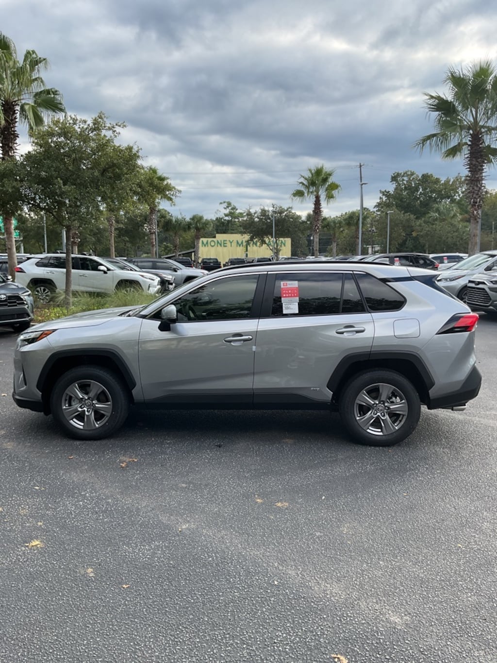 New 2025 Toyota RAV4 Hybrid XLE SUV