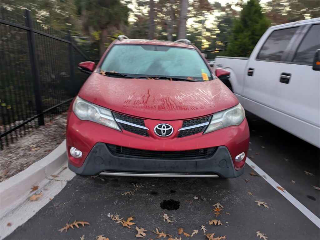 2015 Toyota RAV4 Limited photo 2