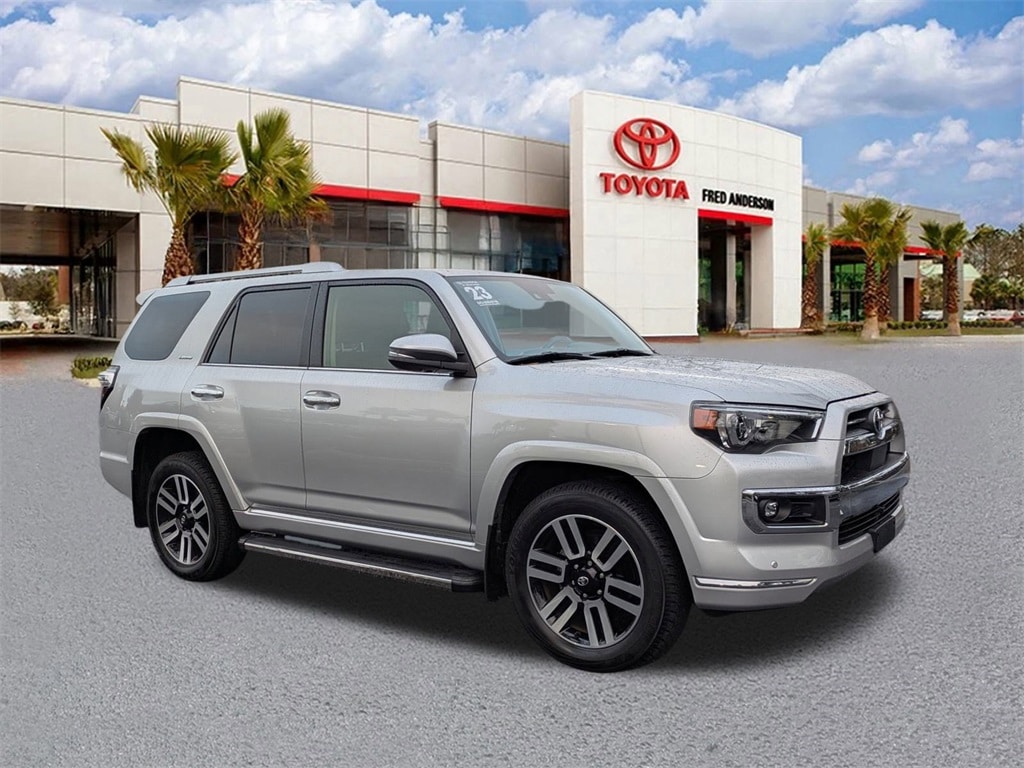 2023 Toyota 4Runner Limited's photo