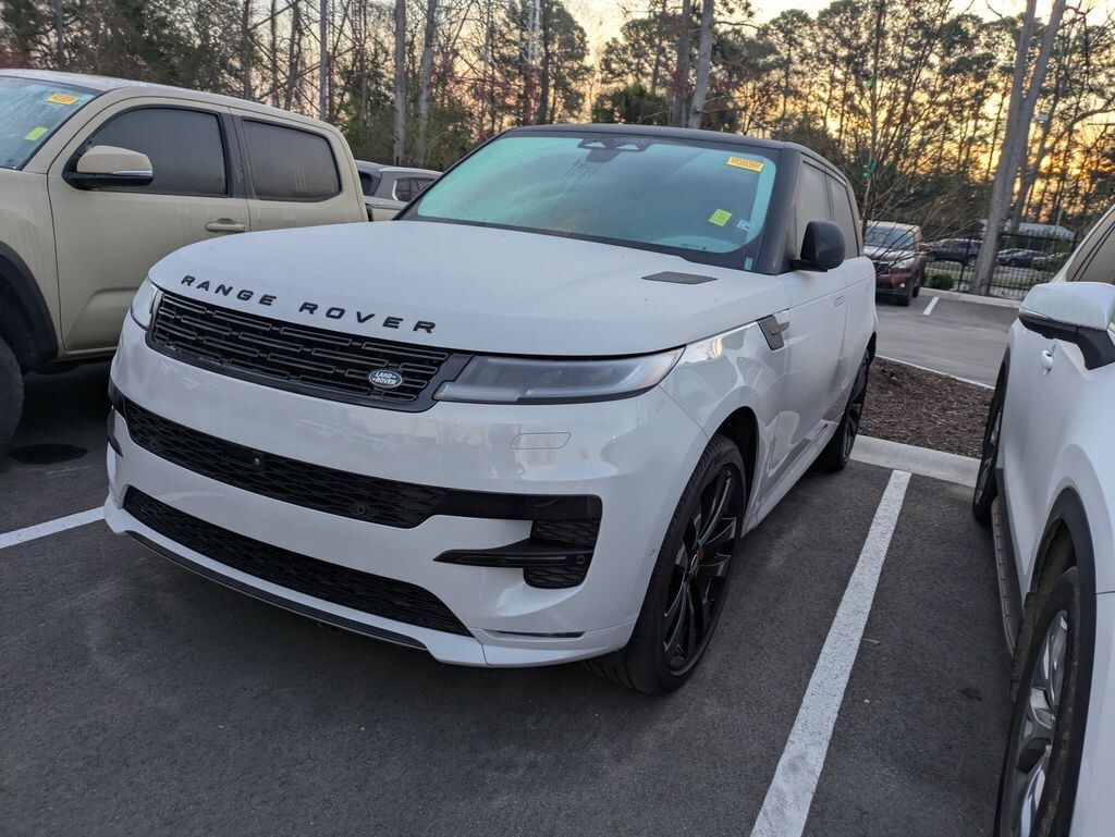 Used 2024 Land Rover Range Rover Sport Dynamic SE SUV
