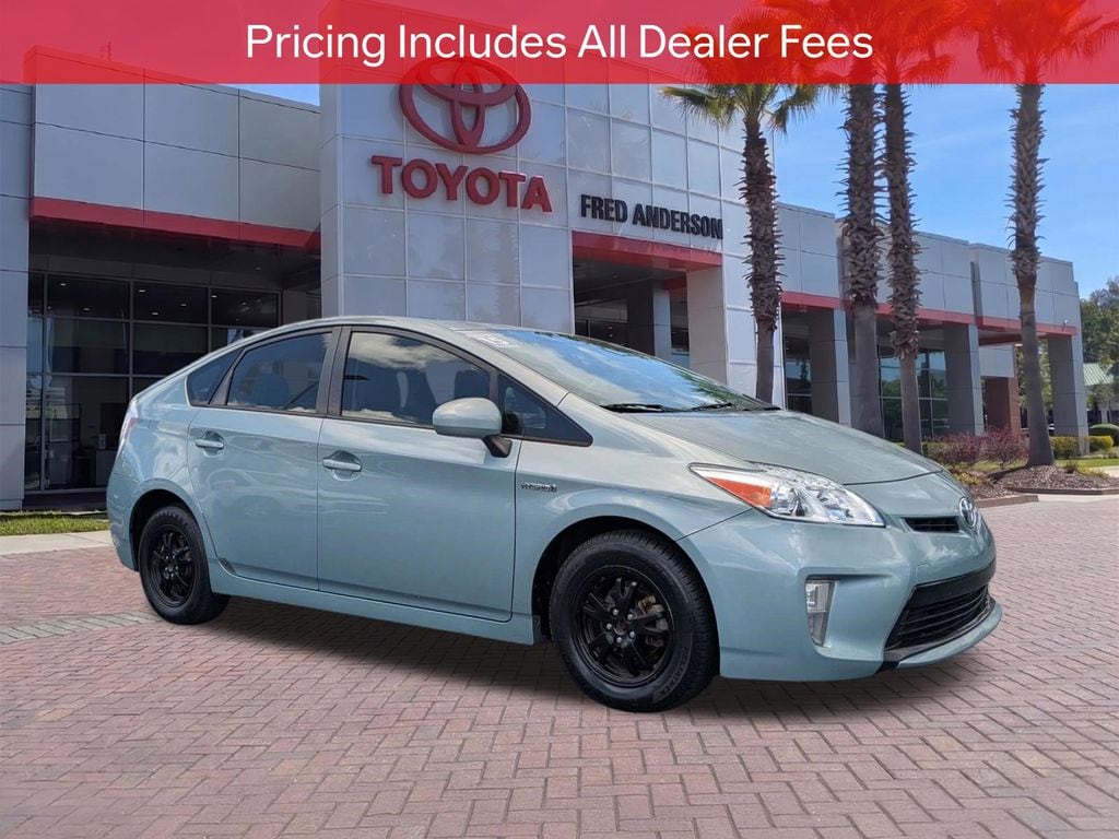 2015 Toyota Prius Hatchback 