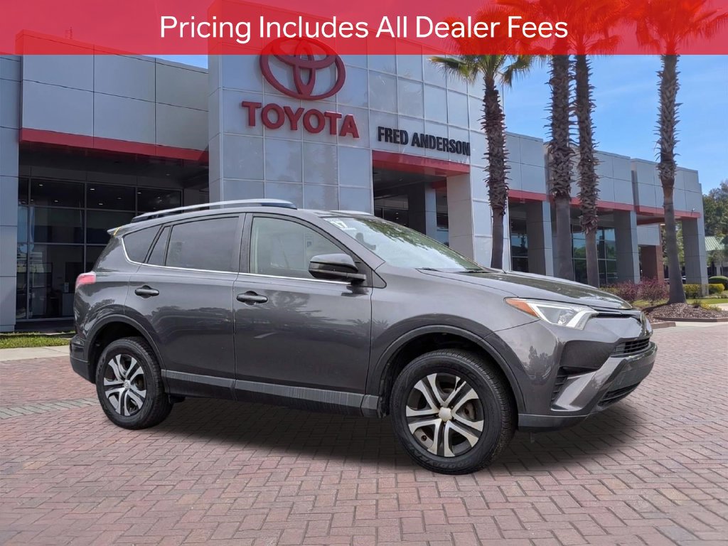 2017 Toyota RAV4 LE SUV