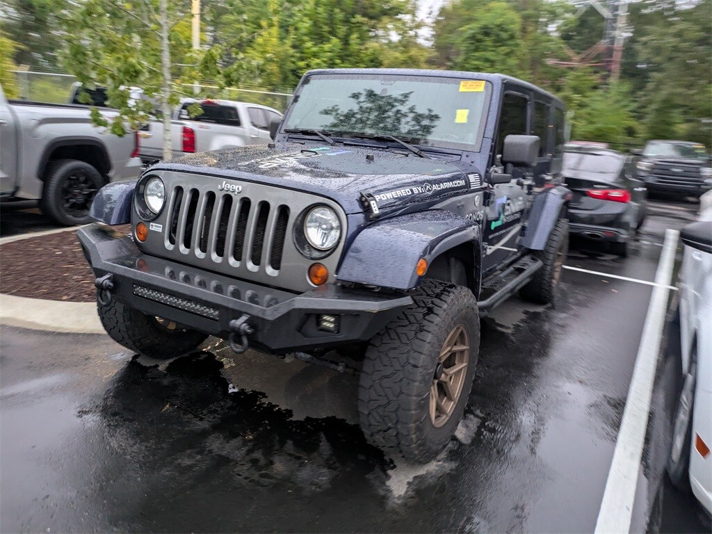 2013 Jeep Wrangler Unlimited Freedom photo 2