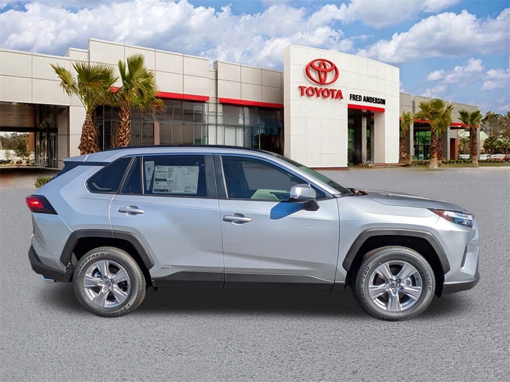 New 2025 Toyota RAV4 Hybrid XLE SUV