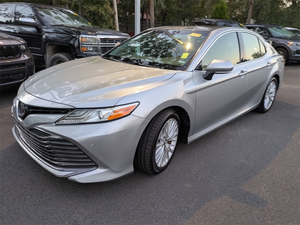 Used 2018 Toyota Camry XLE Sedan