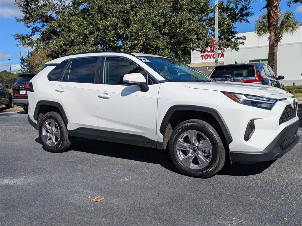 2022 Toyota RAV4 SUV  2022 Toyota RAV4 SUV
