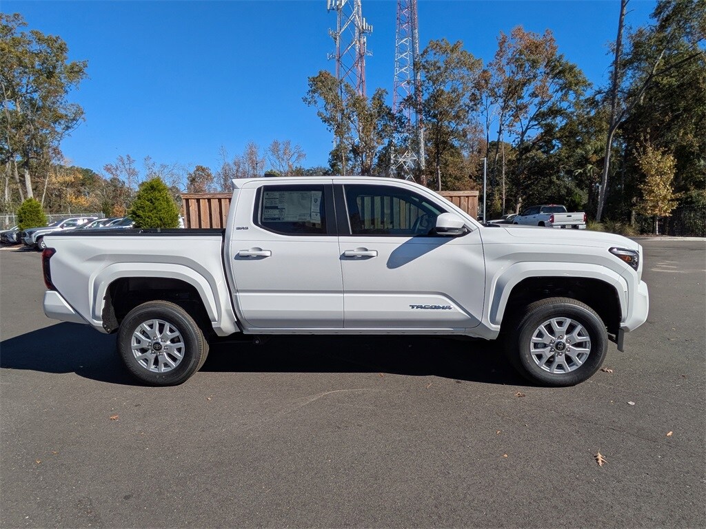 New 2025 Toyota Tacoma SR5 Truck Double Cab