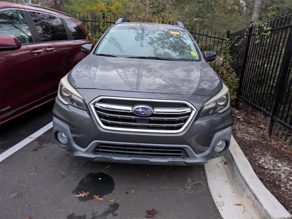 2018 Subaru Outback 2.5i photo 2