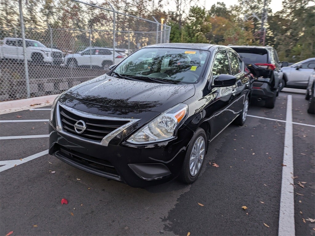 2018 Nissan Versa 1.6 SV photo 3