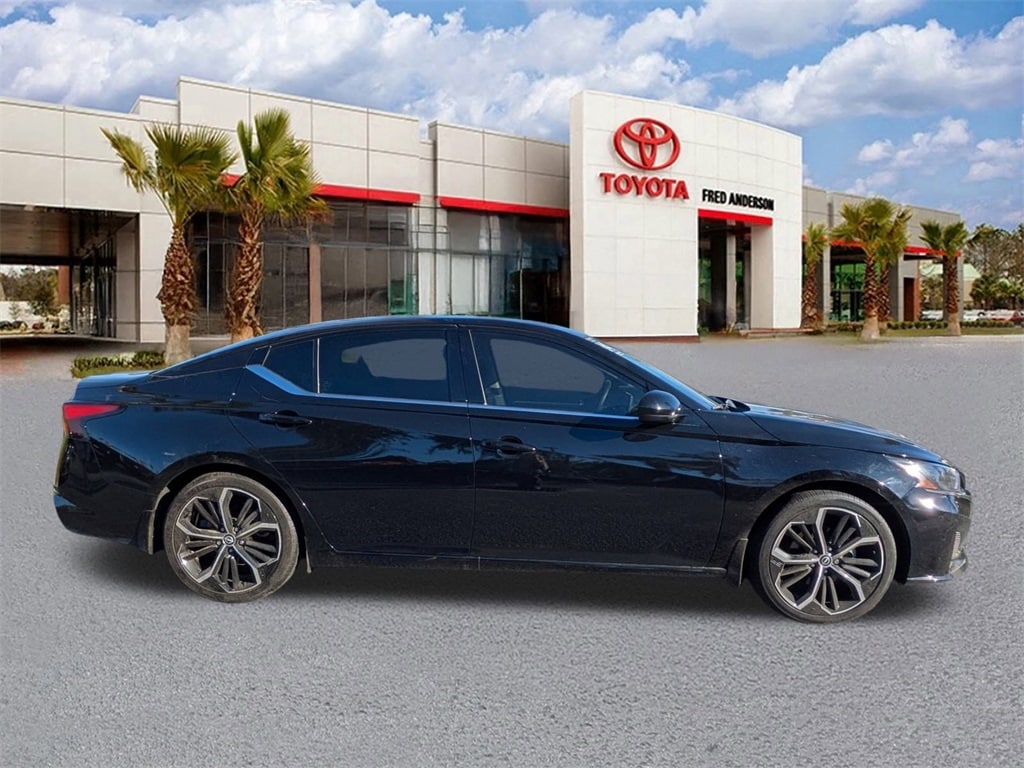 Used 2024 Nissan Altima 2.5 SR Sedan