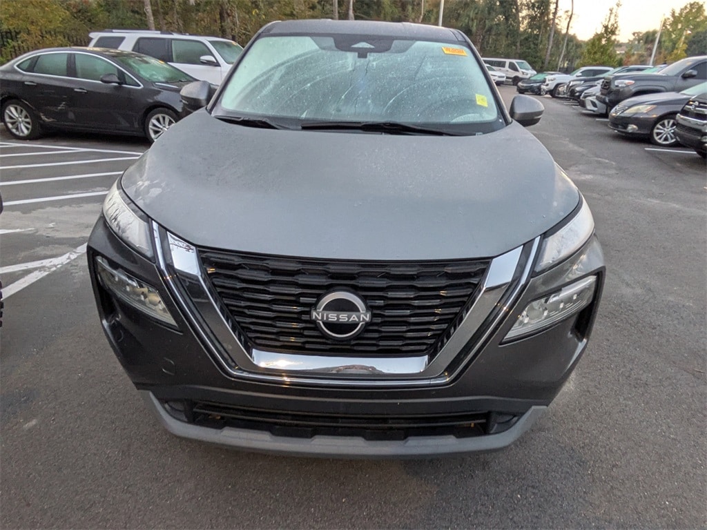 Used 2022 Nissan Rogue SV SUV