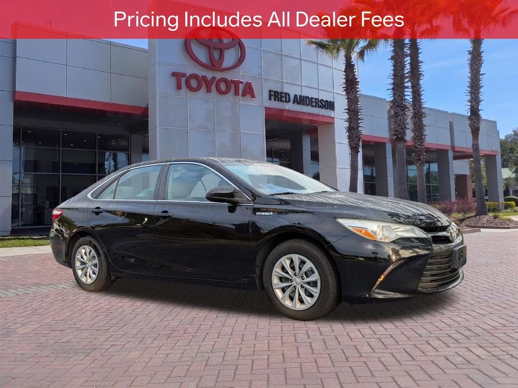 2015 Toyota Camry Hybrid Sedan 