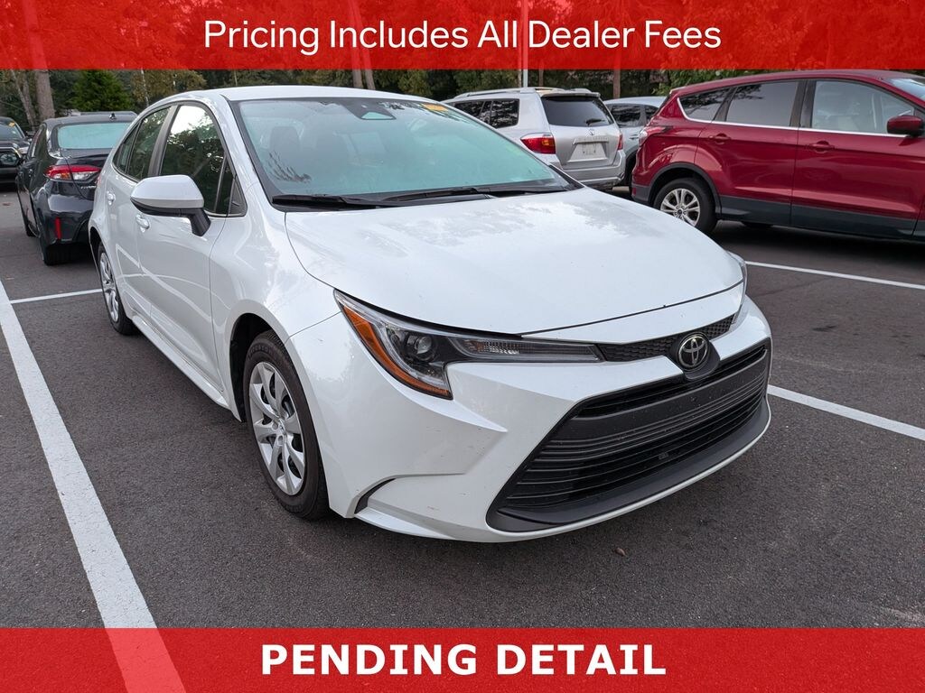 Used 2025 Toyota Corolla LE Sedan