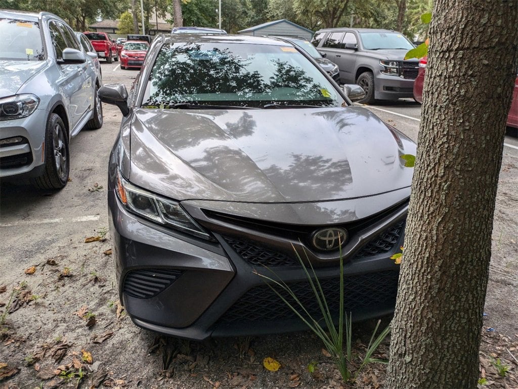 Used 2019 Toyota Camry SE with VIN 4T1B11HK1KU180727 for sale in Charleston, SC