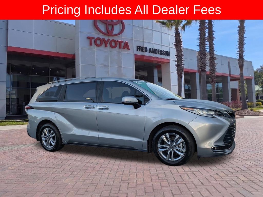 2025 Toyota Sienna