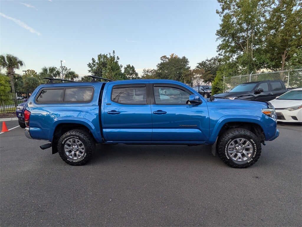 2018 Toyota Tacoma SR5 photo 3