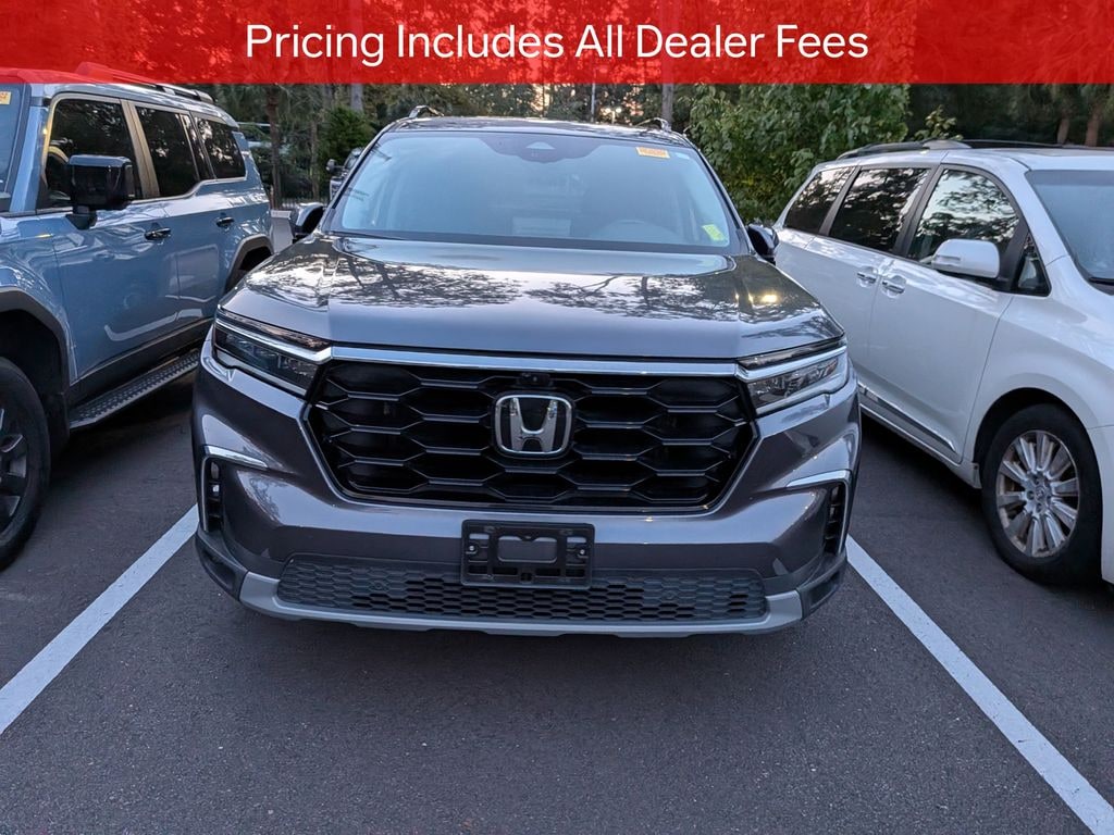 Used 2024 Honda Pilot Elite SUV