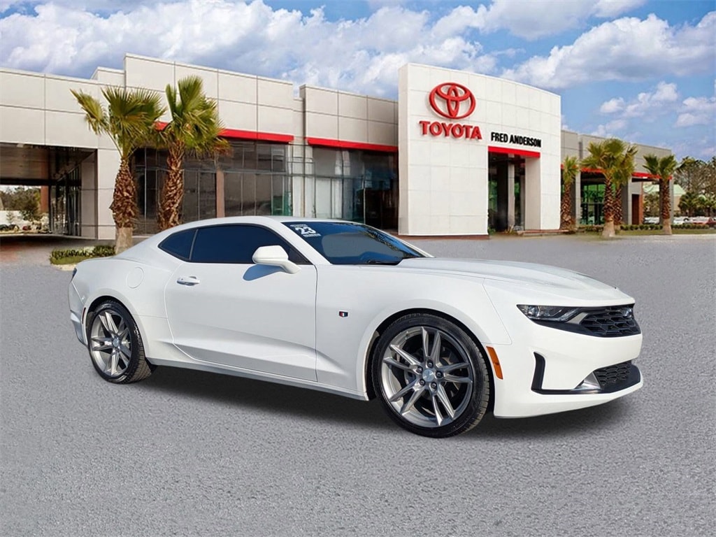 2023 Chevrolet Camaro 2LT's photo