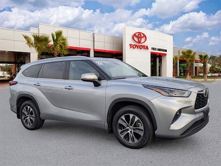 2023 Toyota Highlander XLE SUV