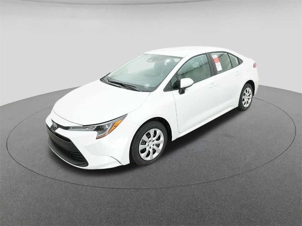 2026 Toyota Corolla LE's photo