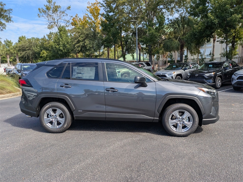 New 2025 Toyota RAV4 Hybrid LE SUV