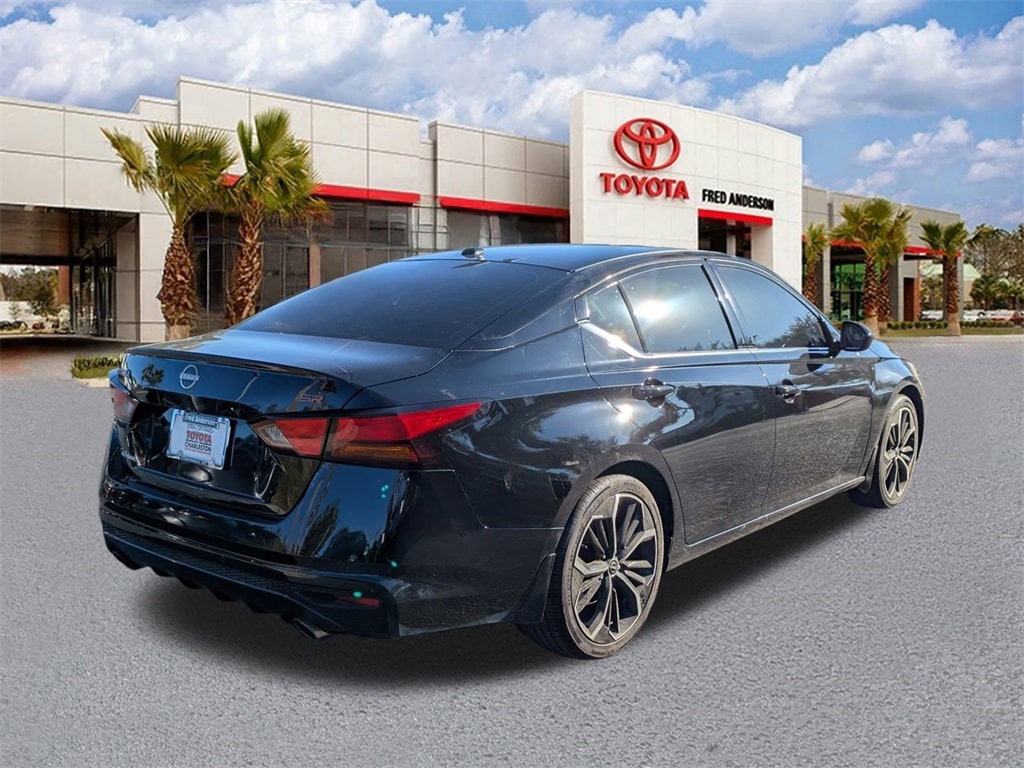 Used 2024 Nissan Altima 2.5 SR Sedan