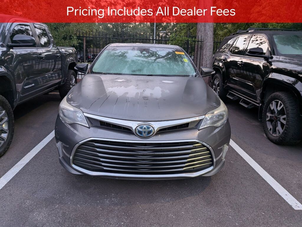 Used 2018 Toyota Avalon Hybrid Limited Sedan