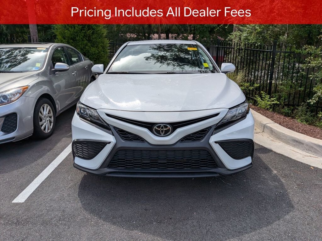 Used 2023 Toyota Camry SE Sedan
