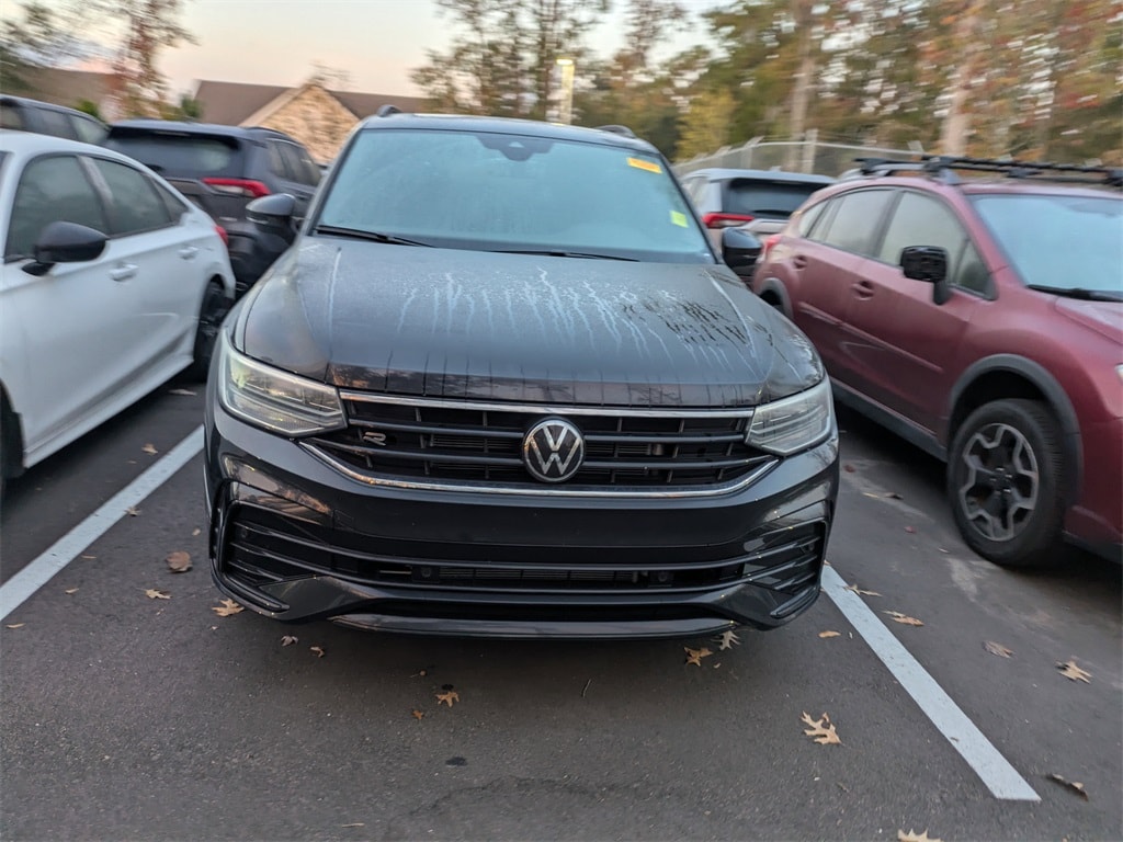 Used 2024 Volkswagen Tiguan 2.0T SE R-Line Black SUV