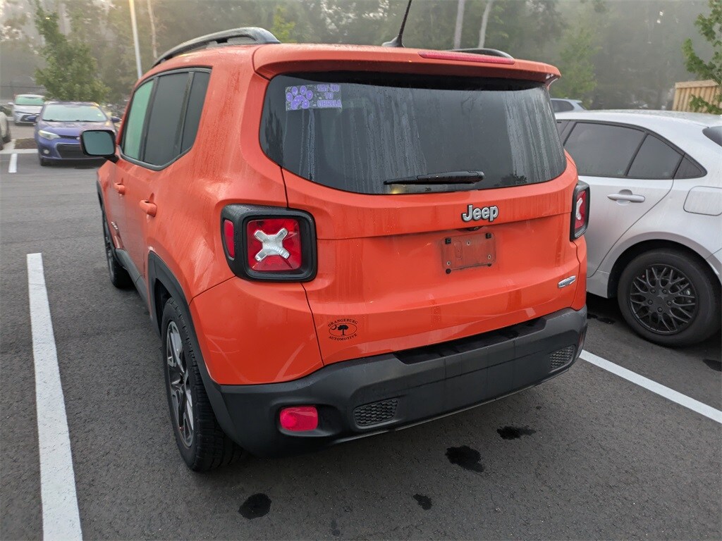 2015 Jeep Renegade Latitude photo 3