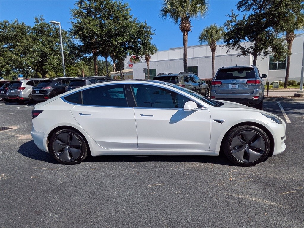 2018 Tesla Model 3 Long Range photo 3
