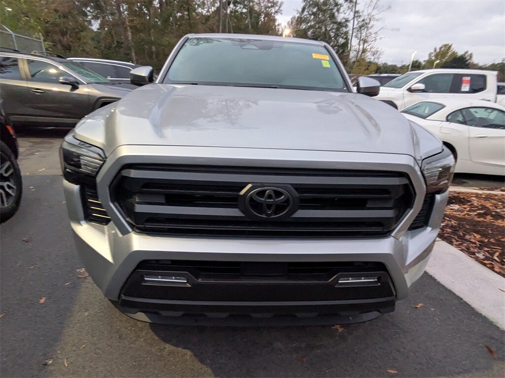 Used 2025 Toyota Tacoma SR5 Truck